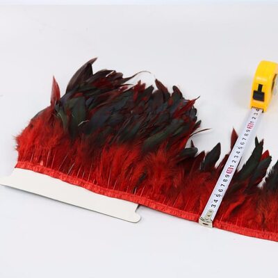 Тесьма из перьев петуха на ленте 12-20 см, 1м. Красный цвет
