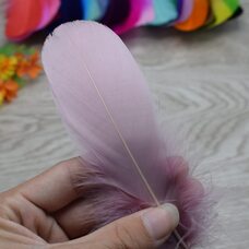 Пушистые перья гуся 13-18 см, 20 шт. Светло-сиреневый цвет