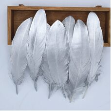 Пушистые перья гуся 15-20 см, 10 шт. Серебряного цвета