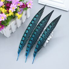 Декоративные перья 23-28 см. 1 шт. Голубой цвет