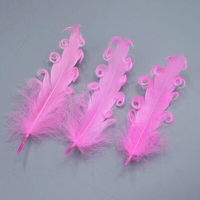 Перья гуся "кудри" 13-18 см. 10 шт. Темно-розовый цвет