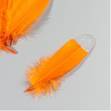 Пушистые перья гуся 15-20 см, 10 шт. Оранжевые с серебрянной крошкой
