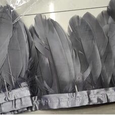 Тесьма из перьев гуся на ленте 15-20 см, 1м. Серый цвет
